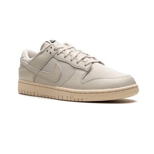 Nike Men’s Dunk Low Premium, Light Orewood Brown size 9.5 (without nike box)